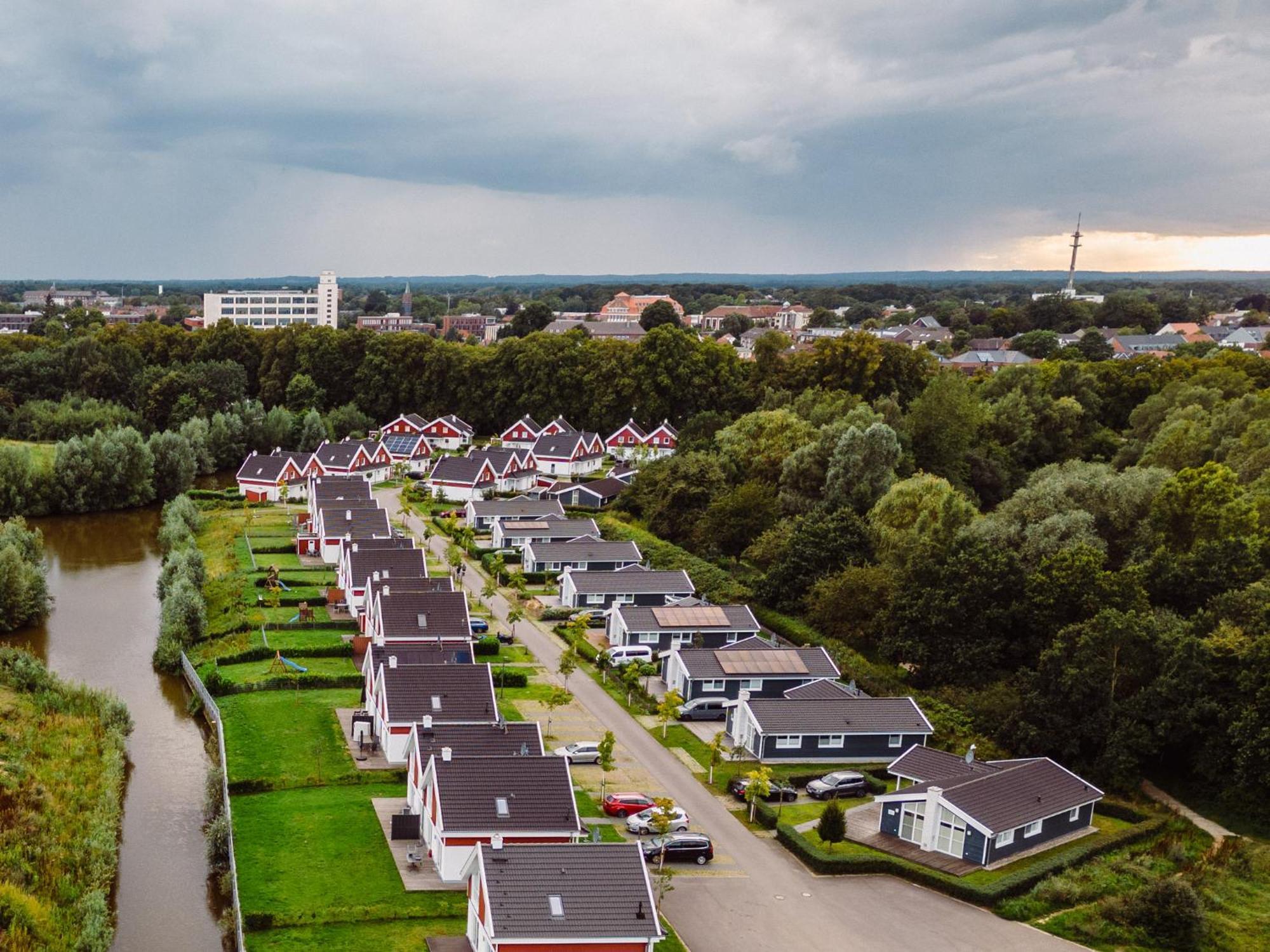 Ferienhaus Nordhorn - Haus Am See ภายนอก รูปภาพ