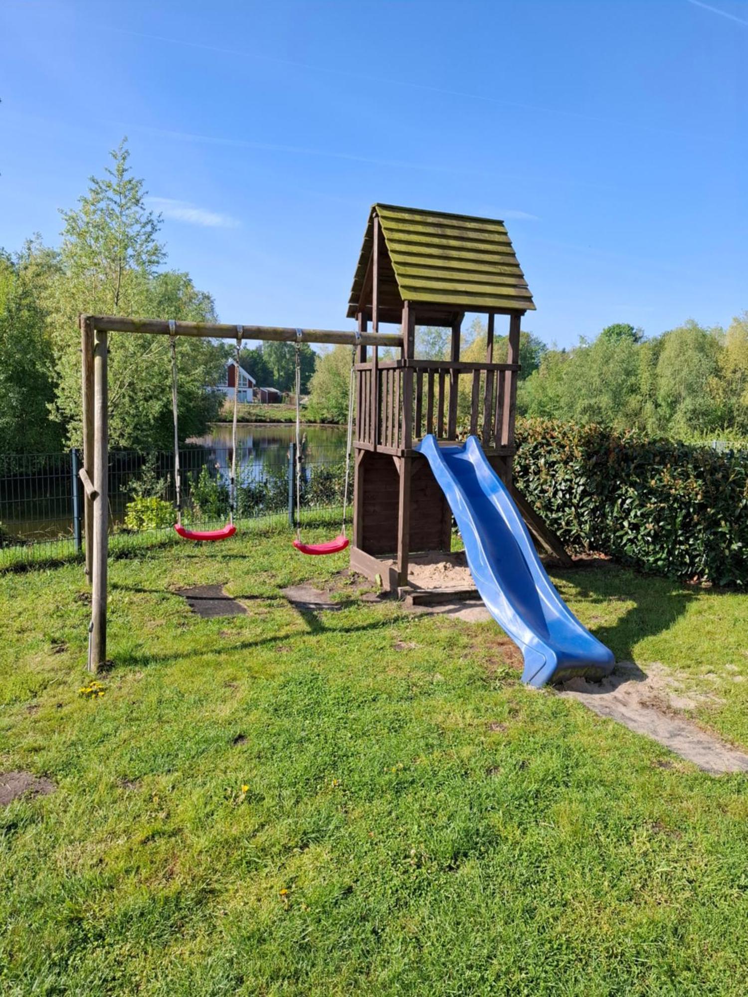 Ferienhaus Nordhorn - Haus Am See ภายนอก รูปภาพ